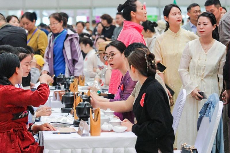 关于第十三届国际武林斗茶大会•青岛大赛今日隆重举行的相关内容(9)