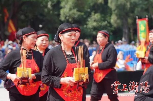 有关于万人同庆迎夏茶，南岳举行茶祭大典的资讯(7)