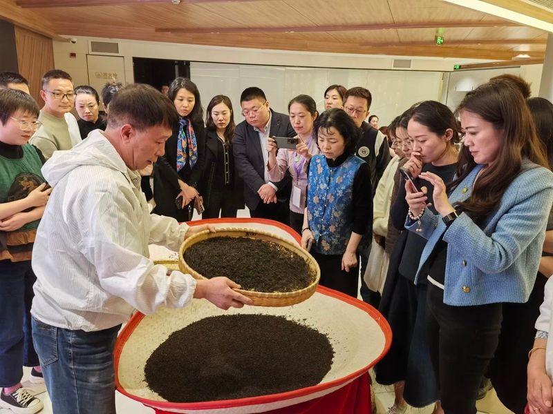 关于中国茶里的文化自信，上海市茶叶学会青年茶会圆满举办的最新消息(5)